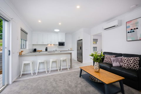 Albury Yalandra Apartment 3 - Tourism Guide 2