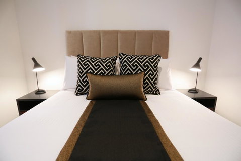 Alex Perry Hotel & Apartments - Tourism Guide 0