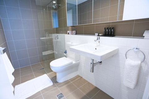 Alex Perry Hotel & Apartments - Tourism Guide 2
