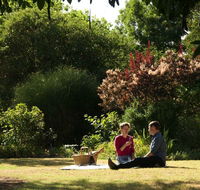 Alexandra Farmstay - Travel Agents