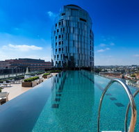 Along Melbourne's Magic Boulevard - Tourism Guide
