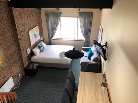 Alpine Gables 33 - Tourism Guide 0