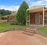Alpine Mist - Spacious 5 bedroom home - Travel Search