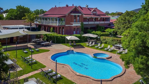 Alzburg Resort - Tourism Guide 0