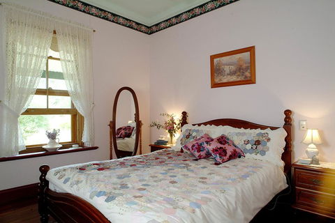 Amanda's Cottage 1899 - Travel Search 2