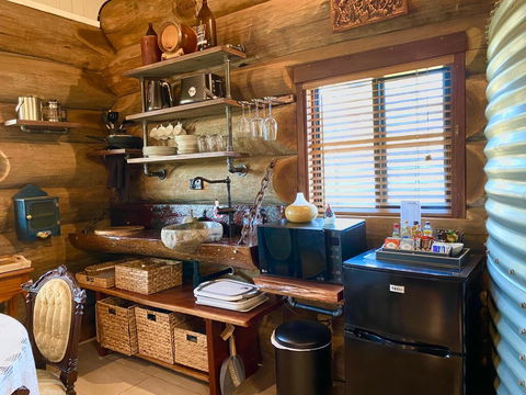 Amarina Farm Stay And Gardens - Tourism Guide 3