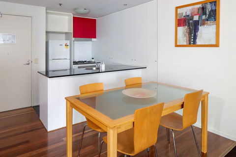 Amazing Brisbane CBD 2 Bedroom Apartment With River Views - Tourism Guide 1
