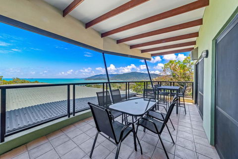 Ambience Of Airlie - Airlie Beach - Travel Search 1