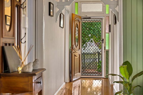 Ambiente Cottage - Pet And Family Friendly - Tourism Guide 1