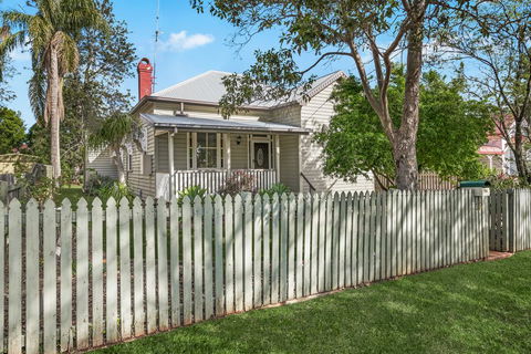 Ambiente Cottage - Pet And Family Friendly - Tourism Guide 0