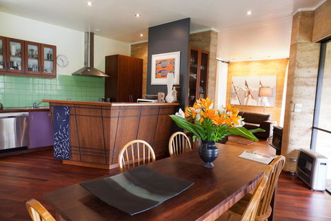 Anagama House & Studio - Tourism Guide 0