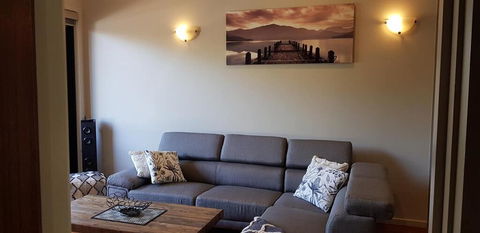 Anchorage Apartments - Tourism Guide 2