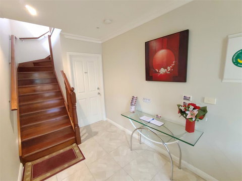 Angela's Beach Stays - Travel Agents 2