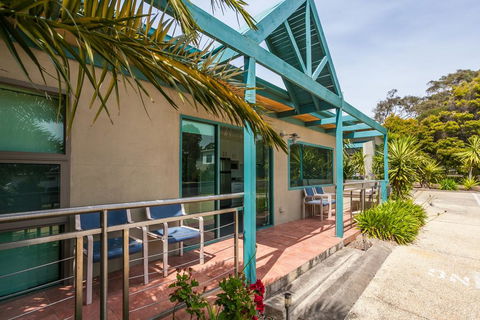 Anglesea River Apartments - 2 Bed Unit 2/4 - Tourism Guide 0