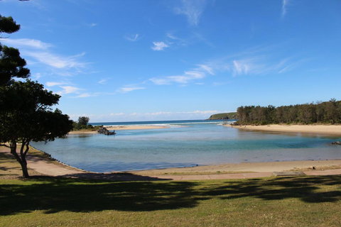 Annie's Apartment - Travel Agents 2