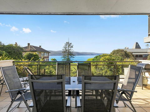 APARTMENT 26 PACIFIC APARTMENTS - Walk To Town - Travel Agents 1