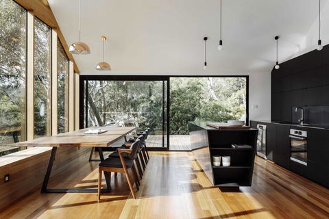 Apollo Bay House - Tourism Guide 1