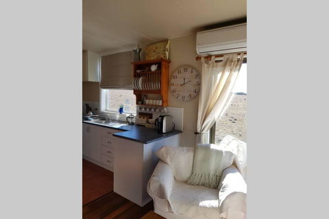 Appin Homestay Country Cabin - Tourism Guide 3