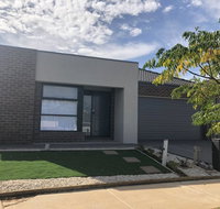 Apple House Tarneit North - Tourism Guide
