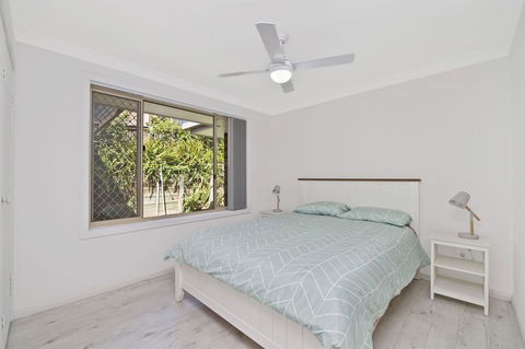 Aqualuna At Lighthouse Beach 8 Capalla Court - Tourism Guide 3