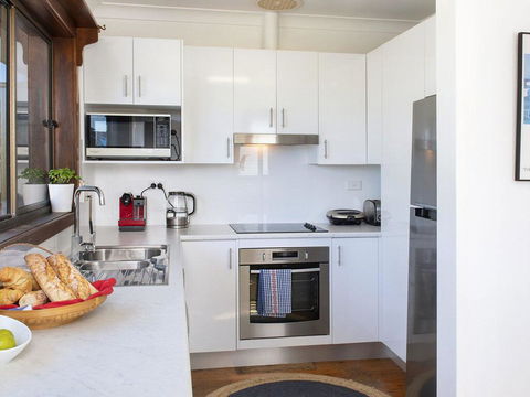 Araluen On Holden - Great Deck With Ocean Views - Cruises Travel 3