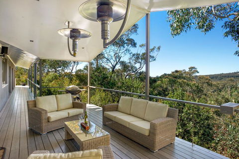 Arana Wentworth Falls - Tourism Guide 0