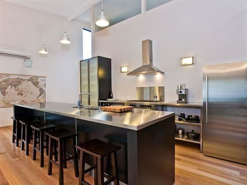 Architecturally Designed Beach House - Tourism Guide 1