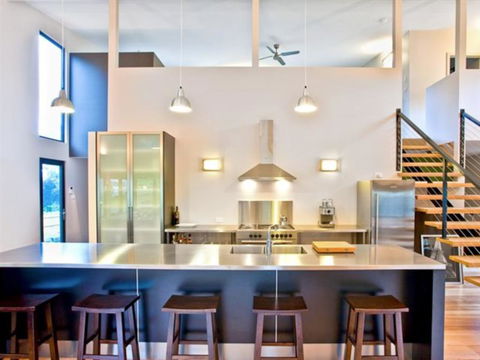Architecturally Designed Beach House - Tourism Guide 0