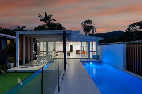 Arlington Beach House - Tourism Guide 2