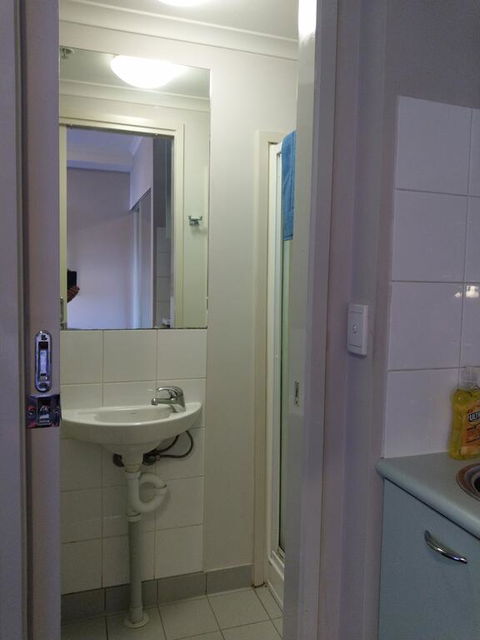 Arrow On Swanston Studio Apartment - Tourism Guide 3