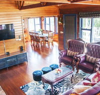 Artee House - A Bright Escape
