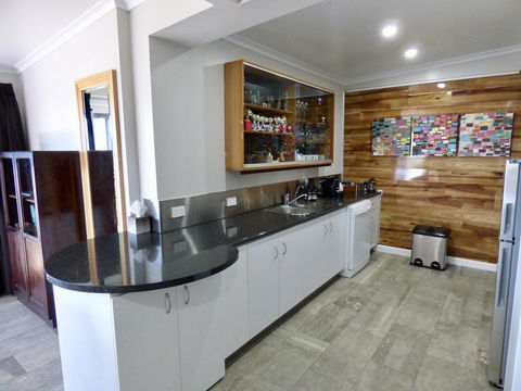 ArtHOUSE Beachfront Accommodation - Travel Search 2