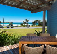 ArtHOUSE Beachfront Accommodation - Cruises Travel