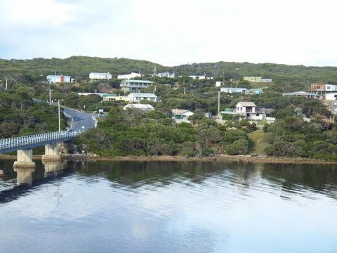 Arthur River Holiday Units - Travel Agents 1
