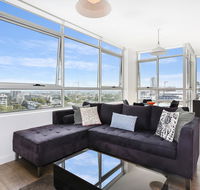 As the Sun Sets - Modern and Spacious 2BR Zetland Apartment Facing the Setting Sun - Travel Search