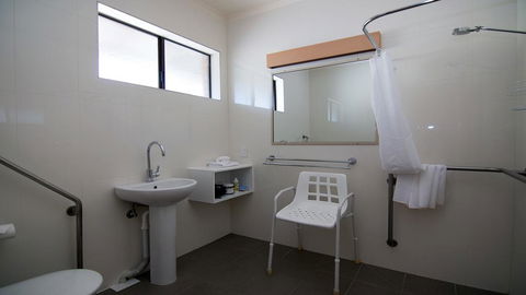 Ashleigh Court Motor Inn - Travel Search 2