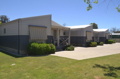 Ashleigh Court Motor Inn - Travel Search 1