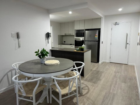 Luxury Spacious Apartment - Tourism Guide 2