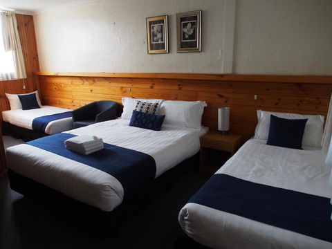 Majestic Motel - Travel Agents 1