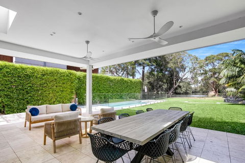 Manly Lagoon Hidden Gem Retreat - Cruises Travel 0