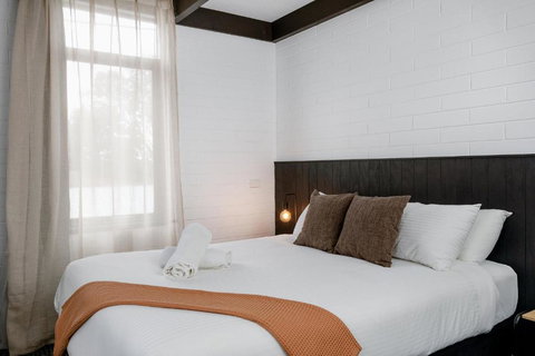 M Hotel - Tourism Guide 2