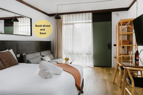 M Hotel - Tourism Guide 0