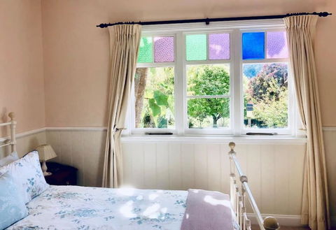 Maple Hill Cottage - Travel Search 0