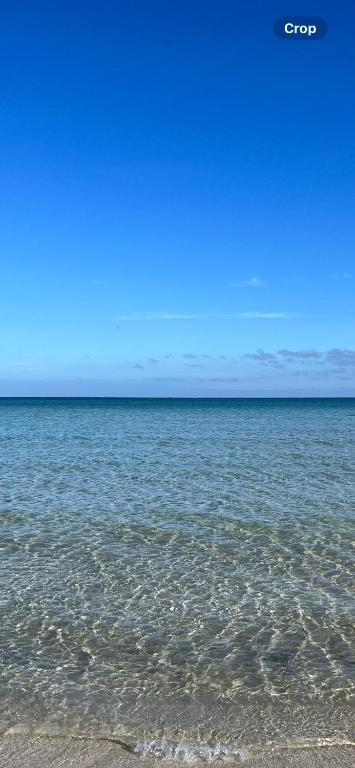 Mcrae Retro Beach House ! - Travel Agents 1
