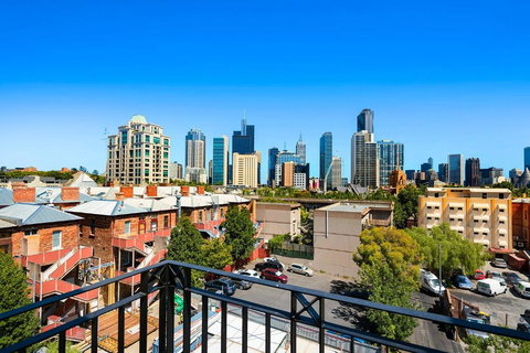 Melbourne Carlton Central Apartment Hotel Official - Travel Agents 0
