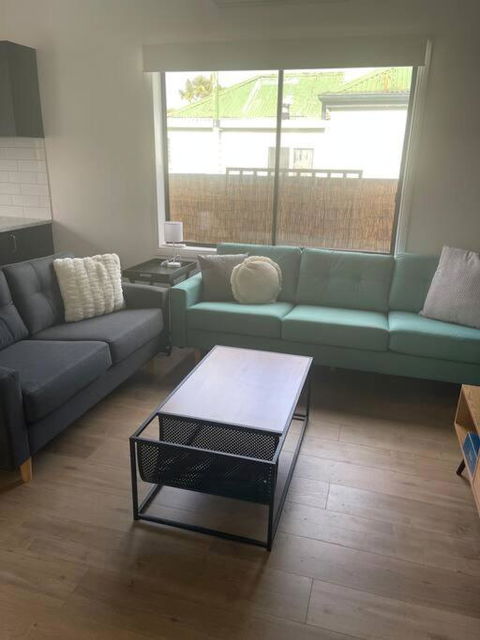 Milton House, Hamilton - Tourism Guide 1