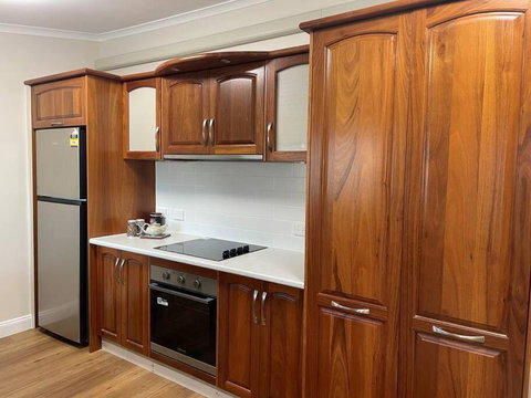 Mimosa Cottage - Tourism Guide 2