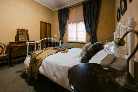 Mintaro Hideaway - Travel Agents 1