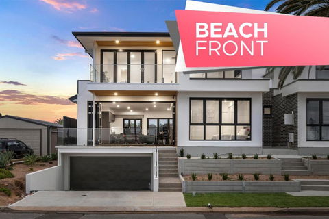 Moana Sands - Luxury Beachfront - Travel Search 0