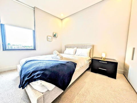 Modern Apartment Close To All Amenities! - Cruises Travel 2